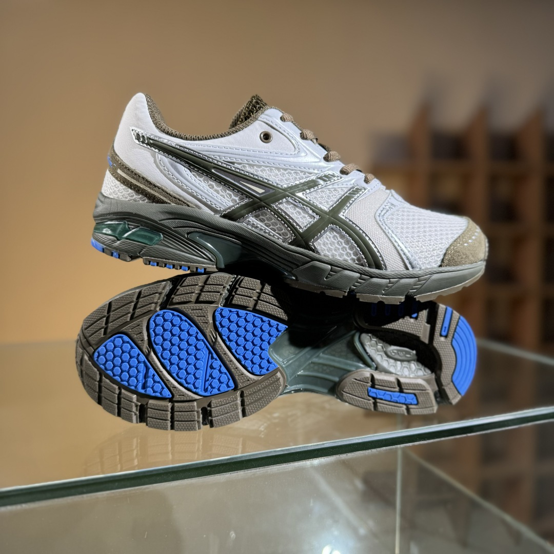 200 Asics GEL-DS TRAINER 14亚瑟士 复古运动休闲运动鞋 老爹鞋 1203A810-101