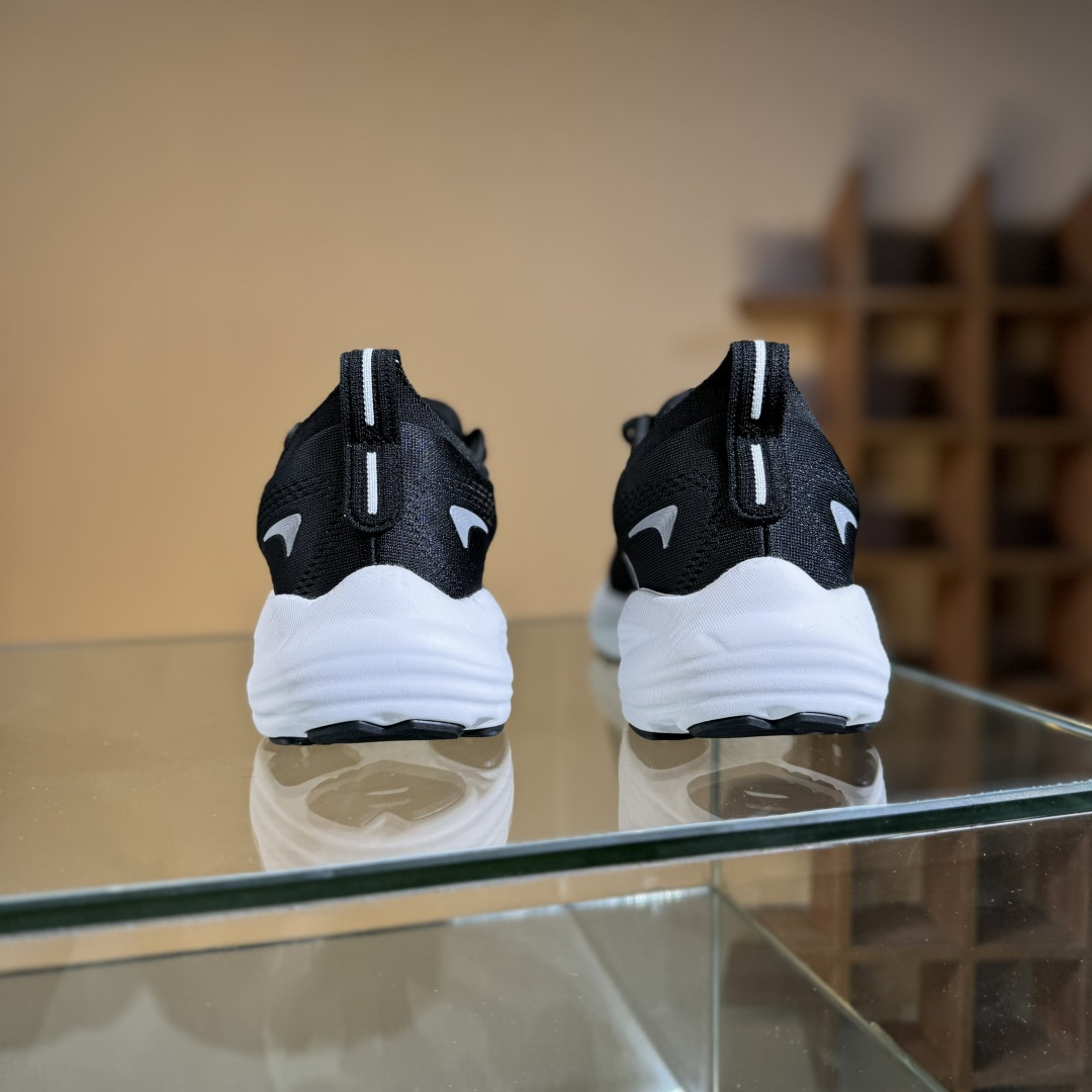 200 Brooks布鲁克斯Glycerin甘油22跑鞋男子缓震马拉松氮气慢跑鞋 110445 1D 090-Chinese UA Cheap High Quatity Brand Clothes Bags handbags Sneakers wholesale wholesaler seller from China Factory suppliers Fashion Clothing Shoes best Quality Beautiful Price 200 Brooks布鲁克斯Glycerin甘油22跑鞋男子缓震马拉松氮气慢跑鞋 110445 1D 090