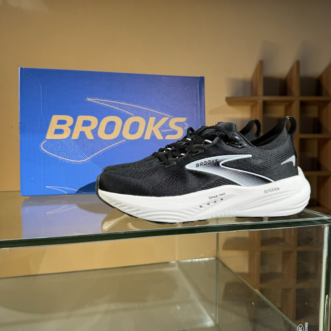 200 Brooks布鲁克斯Glycerin甘油22跑鞋男子缓震马拉松氮气慢跑鞋 110445 1D 090-Chinese UA Cheap High Quatity Brand Clothes Bags handbags Sneakers wholesale wholesaler seller from China Factory suppliers Fashion Clothing Shoes best Quality Beautiful Price 200 Brooks布鲁克斯Glycerin甘油22跑鞋男子缓震马拉松氮气慢跑鞋 110445 1D 090