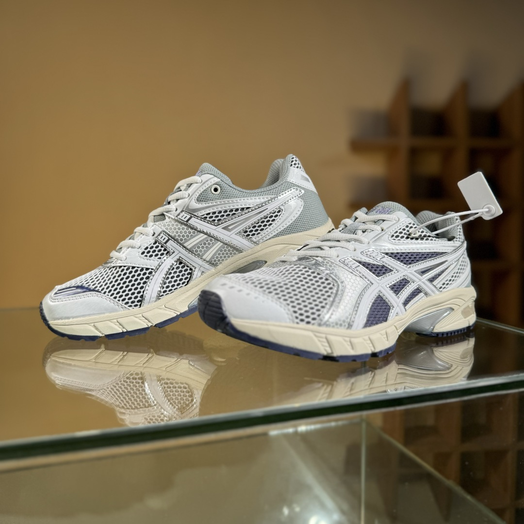 200 Asics GEL-DS TRAINER 14亚瑟士 复古运动休闲运动鞋 老爹鞋 1203A607-100