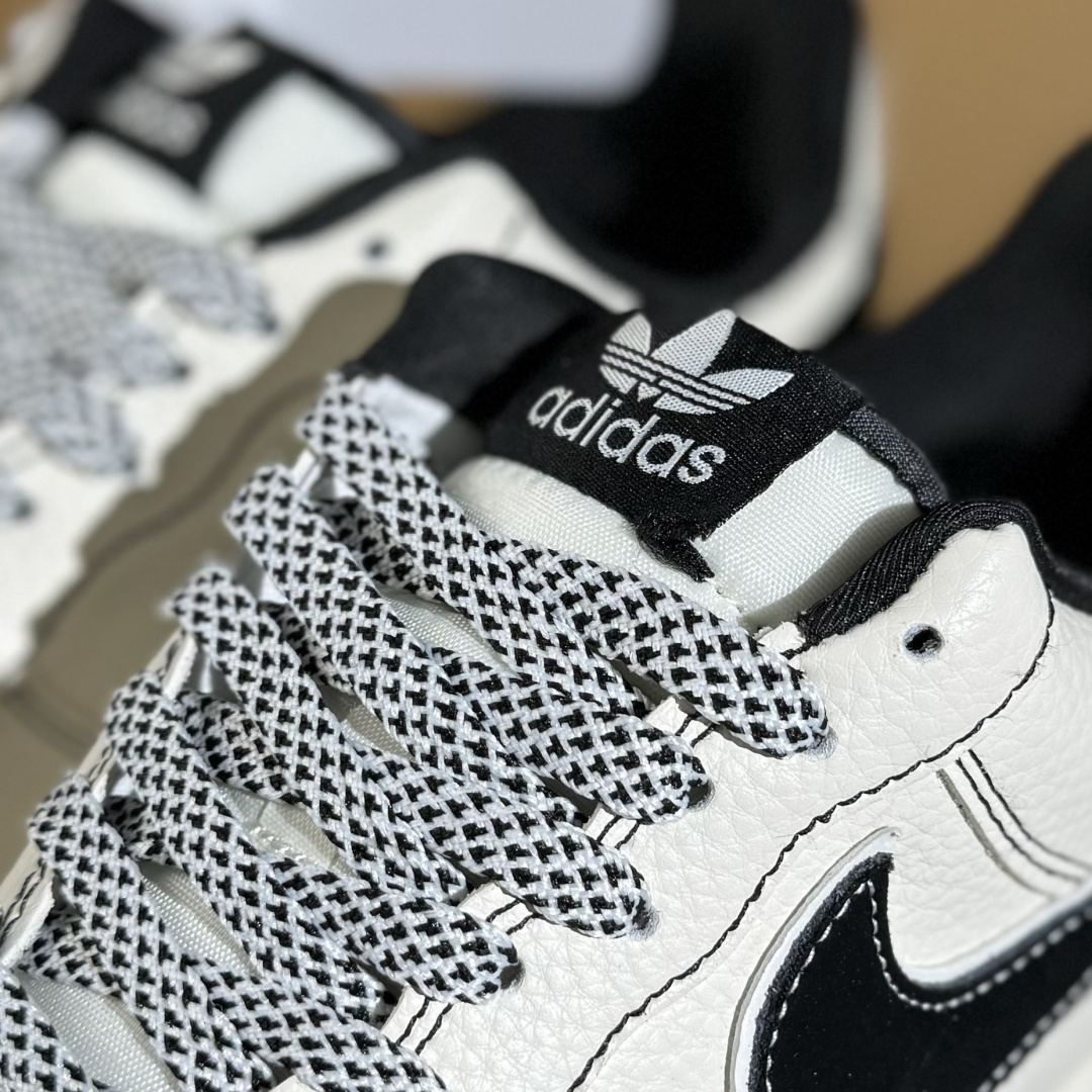 260 Nike Air Force 1'07 Low 黑线双拼底 空军一号低帮休闲板鞋 KB1688-003