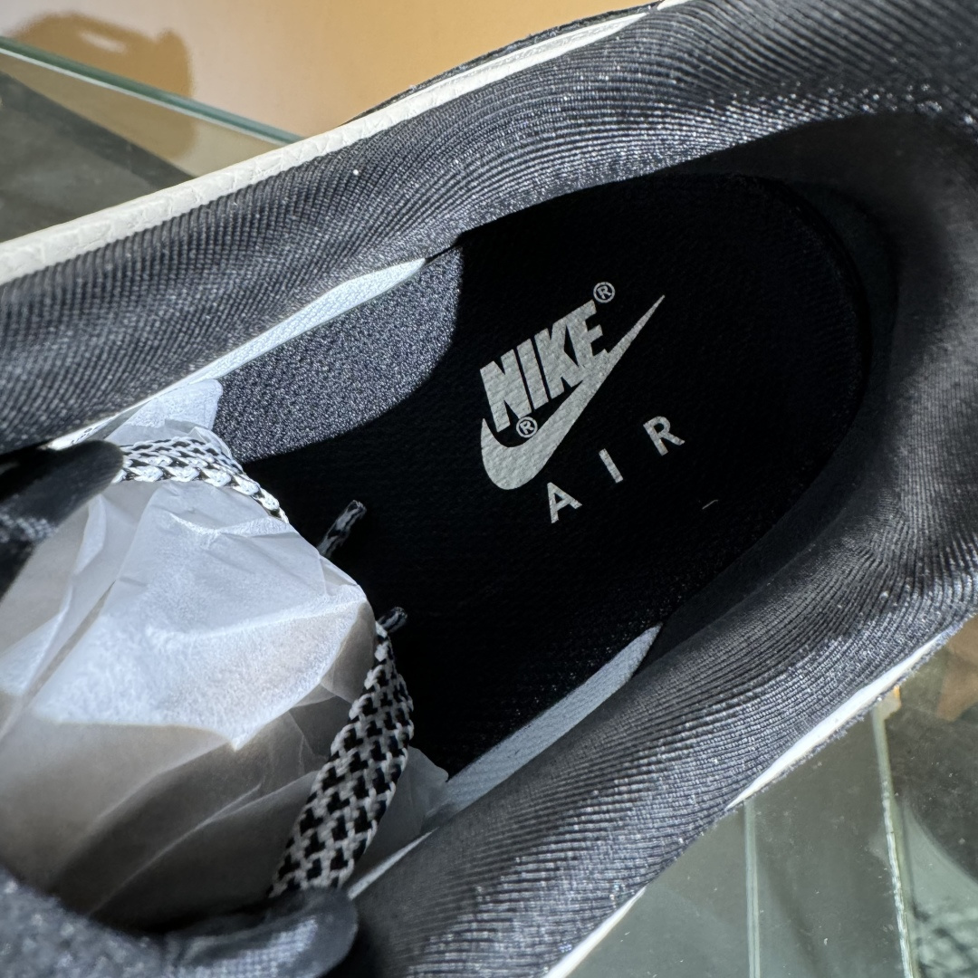 260 Nike Air Force 1'07 Low 黑线双拼底 空军一号低帮休闲板鞋 KB1688-003