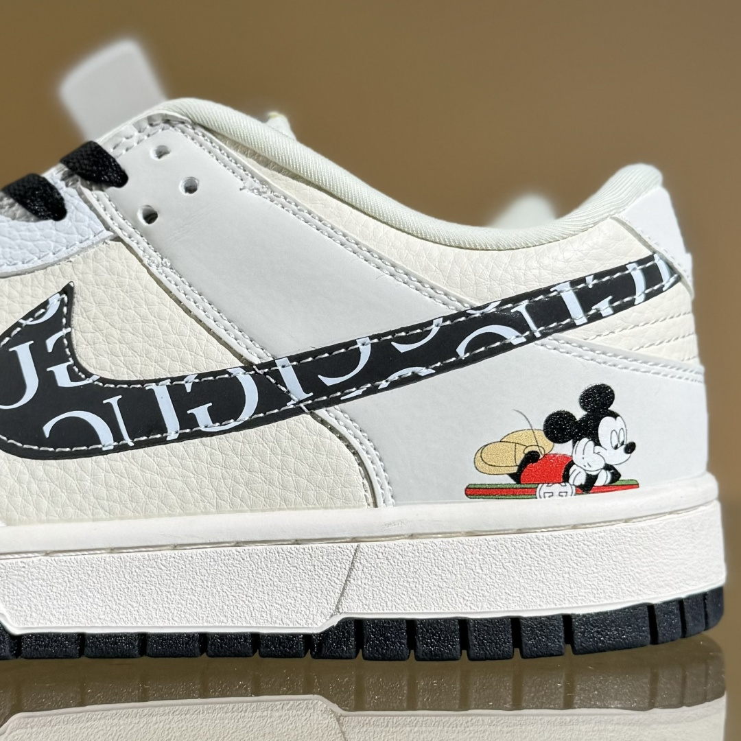 280 Nike SB Dunk Low 米老鼠 周年高端定制 低帮休闲板鞋 KK1333-041-Chinese UA Cheap High Quatity Brand Clothes Bags handbags Sneakers wholesale wholesaler seller from China Factory suppliers Fashion Clothing Shoes best Quality Beautiful Price 280 Nike SB Dunk Low 米老鼠 周年高端定制 低帮休闲板鞋 KK1333-041