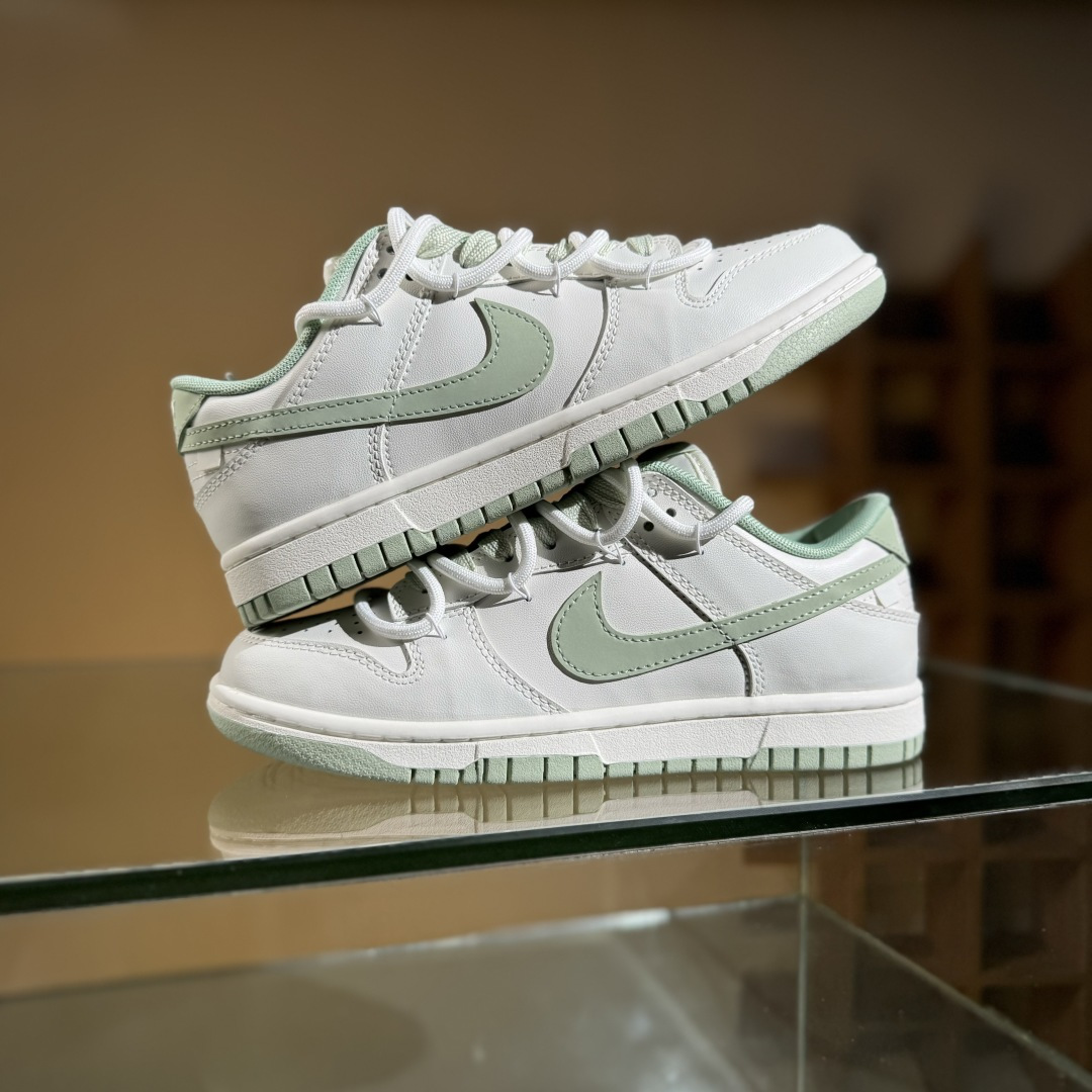 280 Nike SB Dunk Low ”Just Do It” 绑带 周年高端定制 低帮休闲板鞋 WG0508-048-Chinese UA Cheap High Quatity Brand Clothes Bags handbags Sneakers wholesale wholesaler seller from China Factory suppliers Fashion Clothing Shoes best Quality Beautiful Price 280 Nike SB Dunk Low ”Just Do It” 绑带 周年高端定制 低帮休闲板鞋 WG0508-048