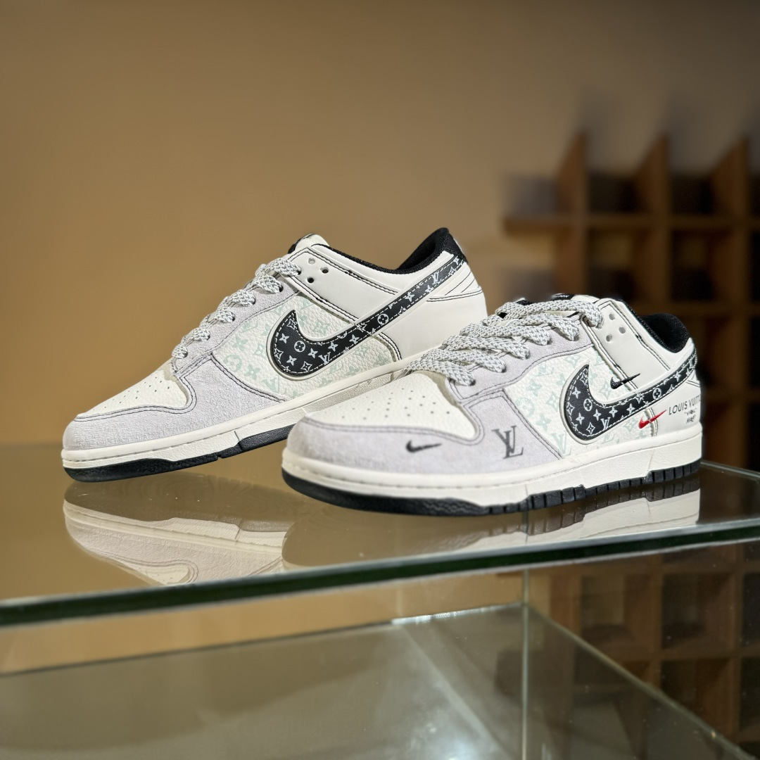 280 Nike SB Dunk Low LV联名 黑勾印花 低帮休闲板鞋 YX5066-365-Chinese UA Cheap High Quatity Brand Clothes Bags handbags Sneakers wholesale wholesaler seller from China Factory suppliers Fashion Clothing Shoes best Quality Beautiful Price 280 Nike SB Dunk Low LV联名 黑勾印花 低帮休闲板鞋 YX5066-365