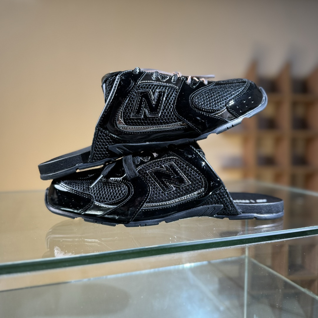 220 MiuMiu x New Balance 530系列 意大利奢侈品牌/缪缪联名款 低帮经典复古休闲半拖-Chinese UA Cheap High Quatity Brand Clothes Bags handbags Sneakers wholesale wholesaler seller from China Factory suppliers Fashion Clothing Shoes best Quality Beautiful Price 220 MiuMiu x New Balance 530系列 意大利奢侈品牌/缪缪联名款 低帮经典复古休闲半拖