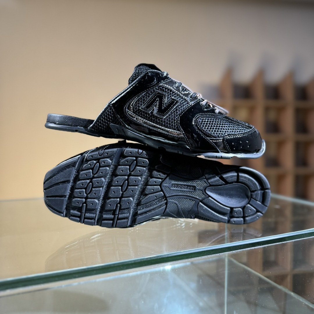220 MiuMiu x New Balance 530系列 意大利奢侈品牌/缪缪联名款 低帮经典复古休闲半拖-Chinese UA Cheap High Quatity Brand Clothes Bags handbags Sneakers wholesale wholesaler seller from China Factory suppliers Fashion Clothing Shoes best Quality Beautiful Price 220 MiuMiu x New Balance 530系列 意大利奢侈品牌/缪缪联名款 低帮经典复古休闲半拖