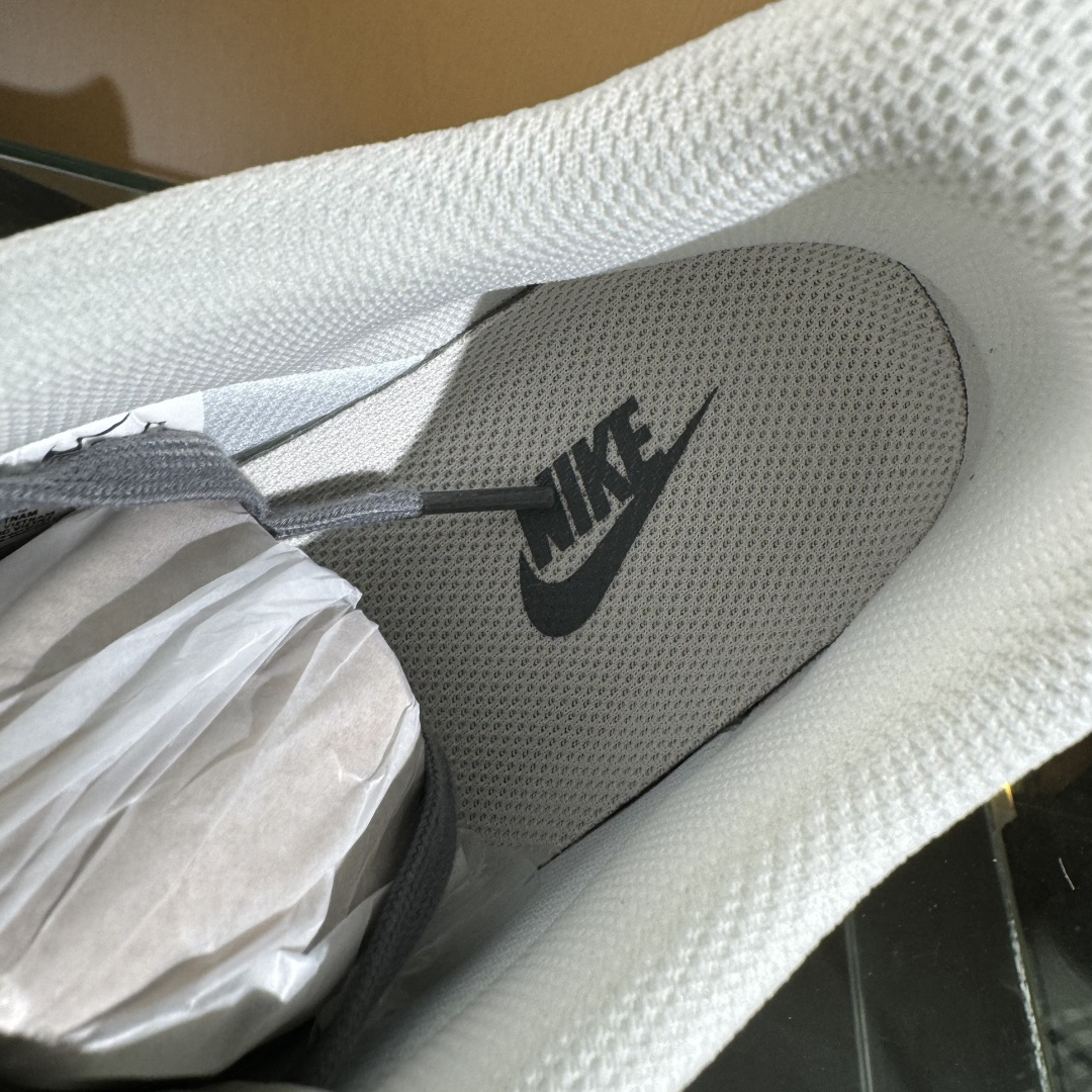 260 Nike Air Force 1'07 Low 迪奥联名 灰花纹织布 空军一号低帮休闲板鞋 XS1958-580-Chinese UA Cheap High Quatity Brand Clothes Bags handbags Sneakers wholesale wholesaler seller from China Factory suppliers Fashion Clothing Shoes best Quality Beautiful Price 260 Nike Air Force 1'07 Low 迪奥联名 灰花纹织布 空军一号低帮休闲板鞋 XS1958-580