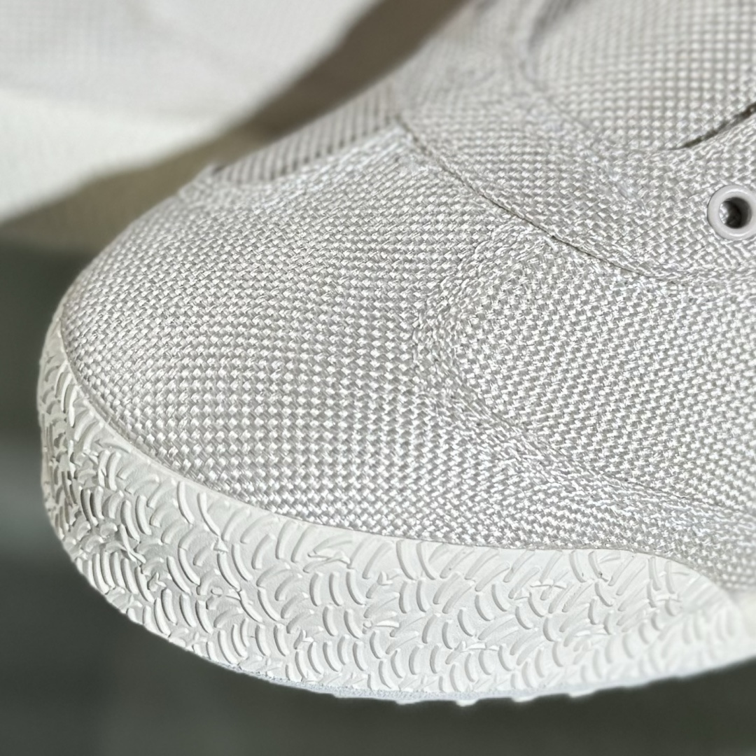 160 OnitsukaTiger/鬼塚虎 Mexico 66 SD Paraty 帆布低邦休闲跑步鞋 1183C432-250-Chinese UA Cheap High Quatity Brand Clothes Bags handbags Sneakers wholesale wholesaler seller from China Factory suppliers Fashion Clothing Shoes best Quality Beautiful Price 160 OnitsukaTiger/鬼塚虎 Mexico 66 SD Paraty 帆布低邦休闲跑步鞋 1183C432-250