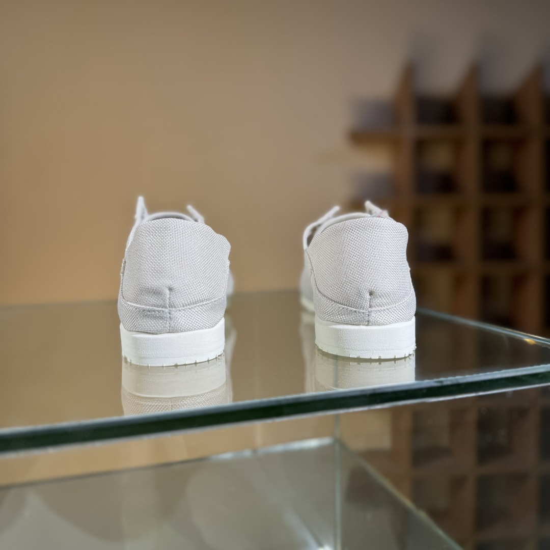 160 OnitsukaTiger/鬼塚虎 Mexico 66 SD Paraty 帆布低邦休闲跑步鞋 1183C432-250-Chinese UA Cheap High Quatity Brand Clothes Bags handbags Sneakers wholesale wholesaler seller from China Factory suppliers Fashion Clothing Shoes best Quality Beautiful Price 160 OnitsukaTiger/鬼塚虎 Mexico 66 SD Paraty 帆布低邦休闲跑步鞋 1183C432-250