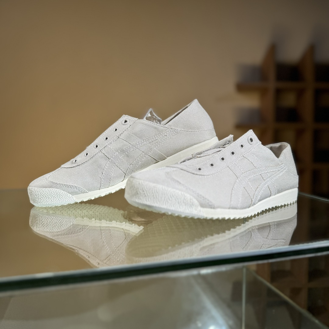 160 OnitsukaTiger/鬼塚虎 Mexico 66 SD Paraty 帆布低邦休闲跑步鞋 1183C432-250-Chinese UA Cheap High Quatity Brand Clothes Bags handbags Sneakers wholesale wholesaler seller from China Factory suppliers Fashion Clothing Shoes best Quality Beautiful Price 160 OnitsukaTiger/鬼塚虎 Mexico 66 SD Paraty 帆布低邦休闲跑步鞋 1183C432-250