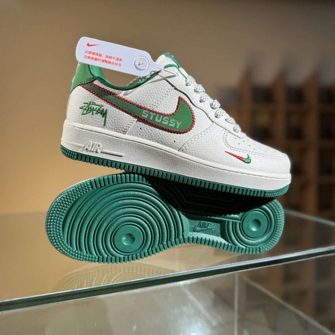 260 Nike Air Force 1'07 Low 斯图西联名 针织勾米绿 空军一号低帮休闲板鞋 KJ1688-002-Chinese UA Cheap High Quatity Brand Clothes Bags handbags Sneakers wholesale wholesaler seller from China Factory suppliers Fashion Clothing Shoes best Quality Beautiful Price 260 Nike Air Force 1'07 Low 斯图西联名 针织勾米绿 空军一号低帮休闲板鞋 KJ1688-002