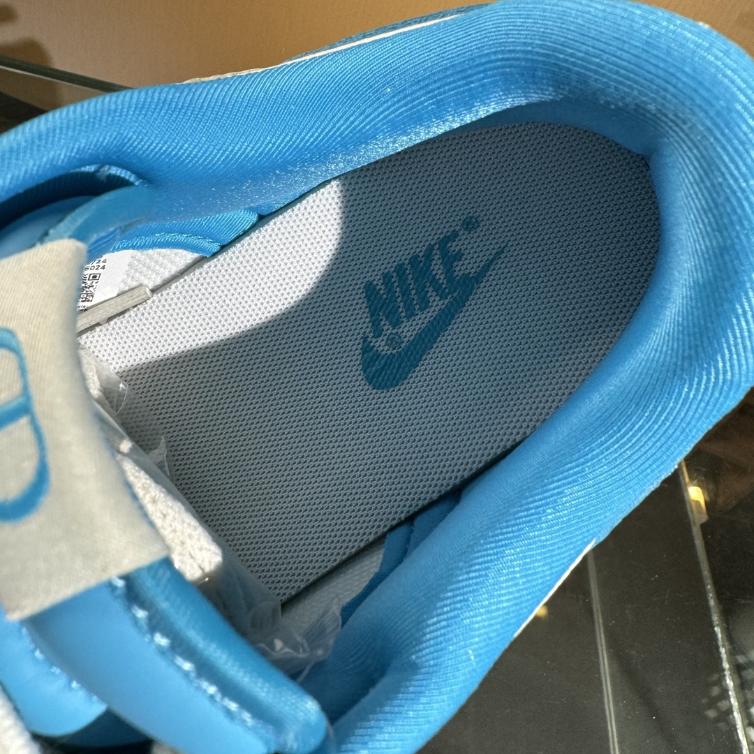 260 Nike SB Dunk Low x DIOR 灰白蓝爆裂纹 XD1588-223-Chinese UA Cheap High Quatity Brand Clothes Bags handbags Sneakers wholesale wholesaler seller from China Factory suppliers Fashion Clothing Shoes best Quality Beautiful Price 260 Nike SB Dunk Low x DIOR 灰白蓝爆裂纹 XD1588-223