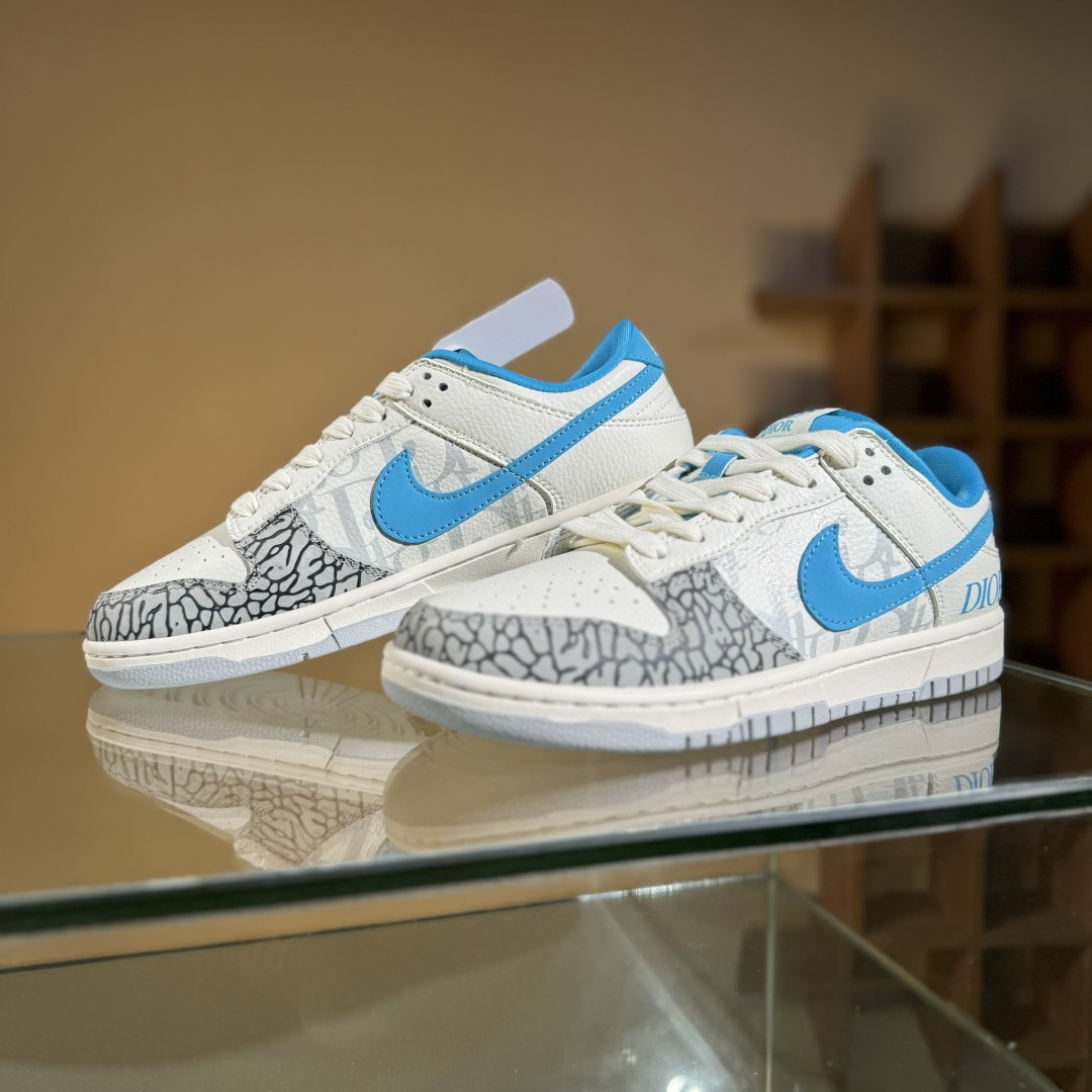 260 Nike SB Dunk Low x DIOR 灰白蓝爆裂纹 XD1588-223-Chinese UA Cheap High Quatity Brand Clothes Bags handbags Sneakers wholesale wholesaler seller from China Factory suppliers Fashion Clothing Shoes best Quality Beautiful Price 260 Nike SB Dunk Low x DIOR 灰白蓝爆裂纹 XD1588-223