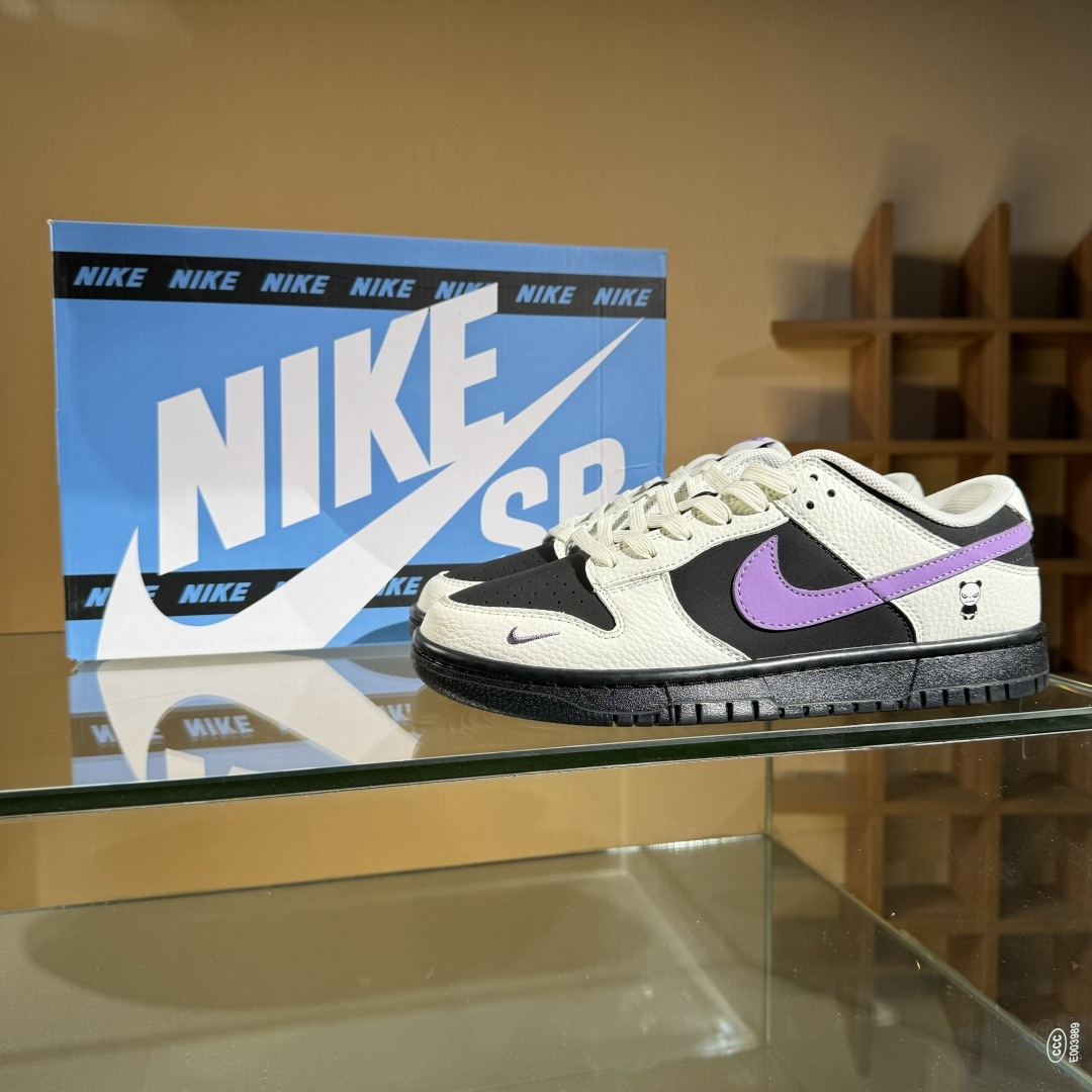 260 Nike SB Dunk Low 白黑紫小勾 FX1588-310-Chinese UA Cheap High Quatity Brand Clothes Bags handbags Sneakers wholesale wholesaler seller from China Factory suppliers Fashion Clothing Shoes best Quality Beautiful Price 260 Nike SB Dunk Low 白黑紫小勾 FX1588-310