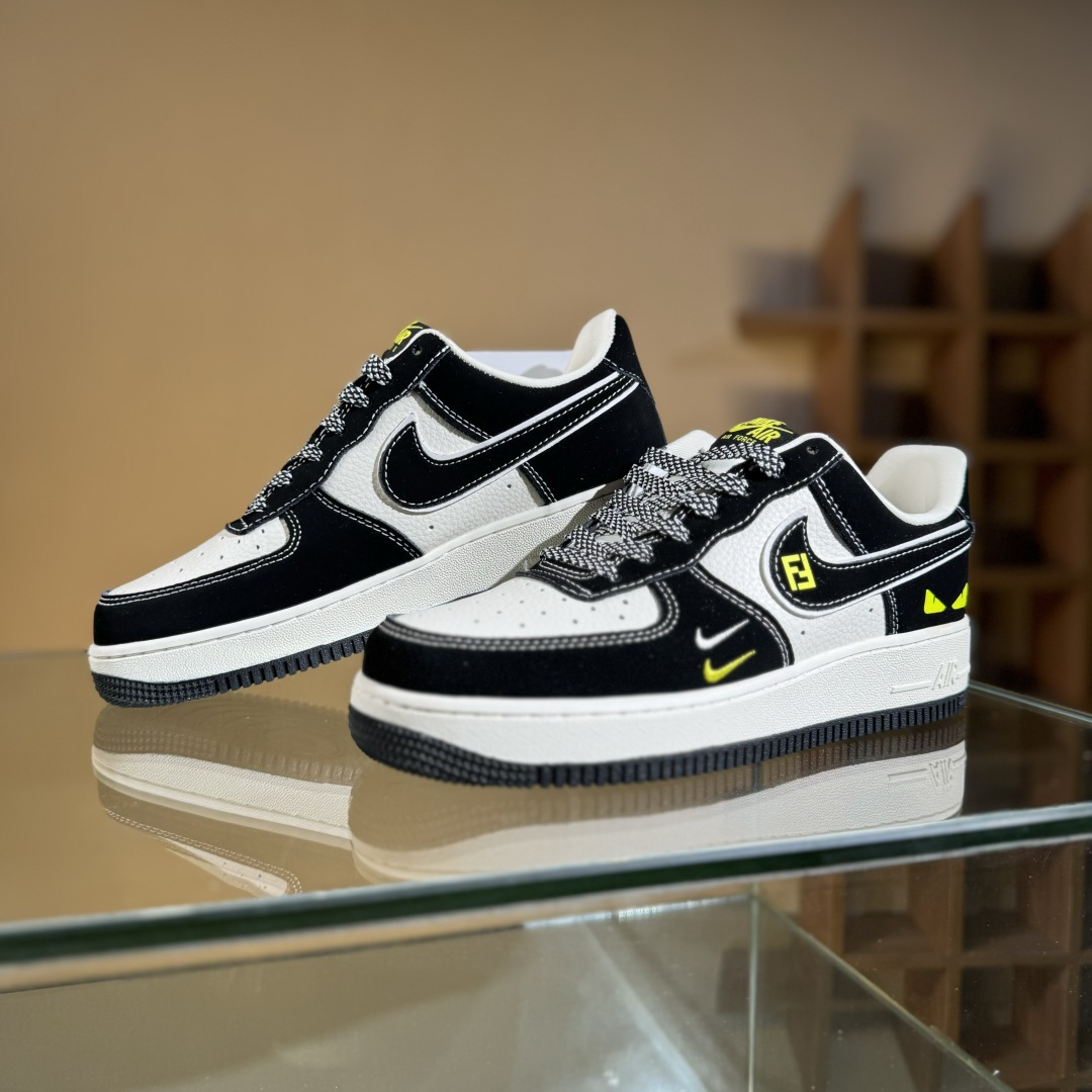 260 Nike Air Force 1'07 Low 芬迪联名 小怪兽 空军一号低帮休闲板鞋 XL1979-102-Chinese UA Cheap High Quatity Brand Clothes Bags handbags Sneakers wholesale wholesaler seller from China Factory suppliers Fashion Clothing Shoes best Quality Beautiful Price 260 Nike Air Force 1'07 Low 芬迪联名 小怪兽 空军一号低帮休闲板鞋 XL1979-102