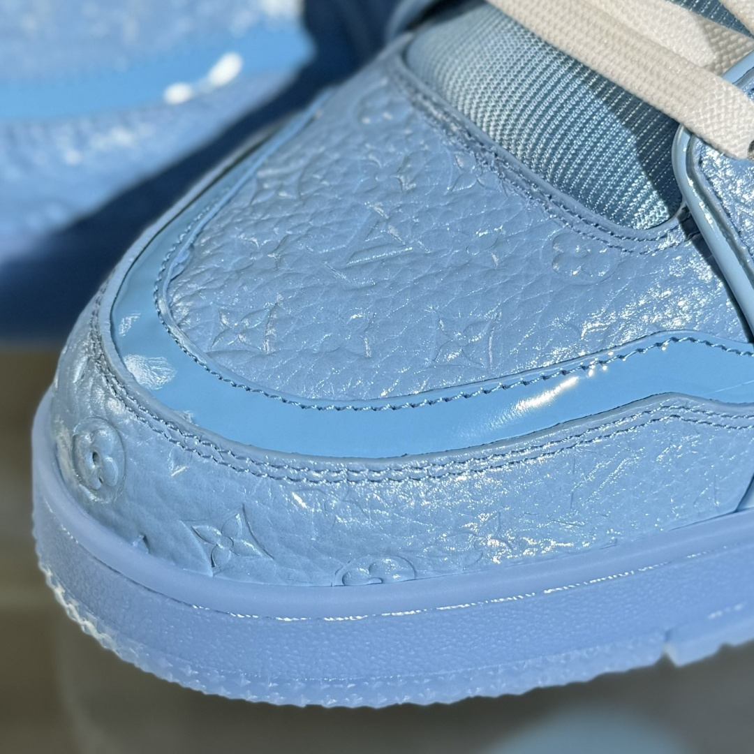 450 LV Trainer系列高奢运动鞋 新款芯片顶级 潮人必备单品-Chinese UA Cheap High Quatity Brand Clothes Bags handbags Sneakers wholesale wholesaler seller from China Factory suppliers Fashion Clothing Shoes best Quality Beautiful Price 450 LV Trainer系列高奢运动鞋 新款芯片顶级 潮人必备单品