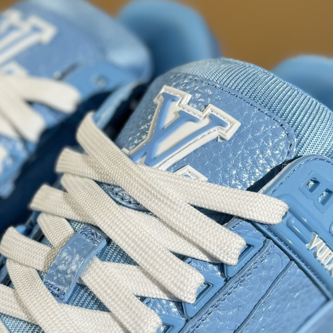 450 LV Trainer系列高奢运动鞋 新款芯片顶级 潮人必备单品-Chinese UA Cheap High Quatity Brand Clothes Bags handbags Sneakers wholesale wholesaler seller from China Factory suppliers Fashion Clothing Shoes best Quality Beautiful Price 450 LV Trainer系列高奢运动鞋 新款芯片顶级 潮人必备单品