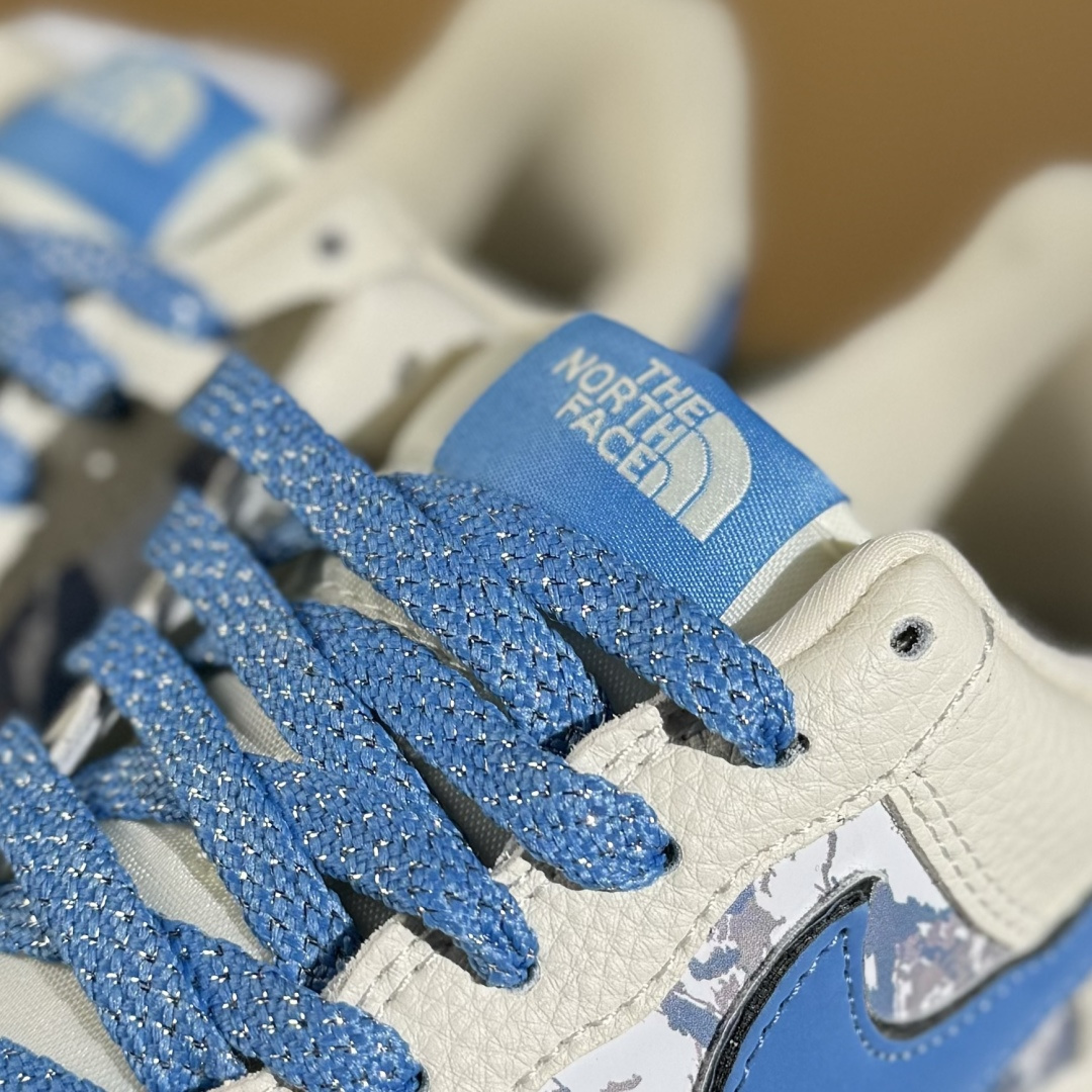 260 Nike Air Force 1'07 Low 北面联名 雪山米蓝 空军一号低帮休闲板鞋 KJ1688-003-Chinese UA Cheap High Quatity Brand Clothes Bags handbags Sneakers wholesale wholesaler seller from China Factory suppliers Fashion Clothing Shoes best Quality Beautiful Price 260 Nike Air Force 1'07 Low 北面联名 雪山米蓝 空军一号低帮休闲板鞋 KJ1688-003