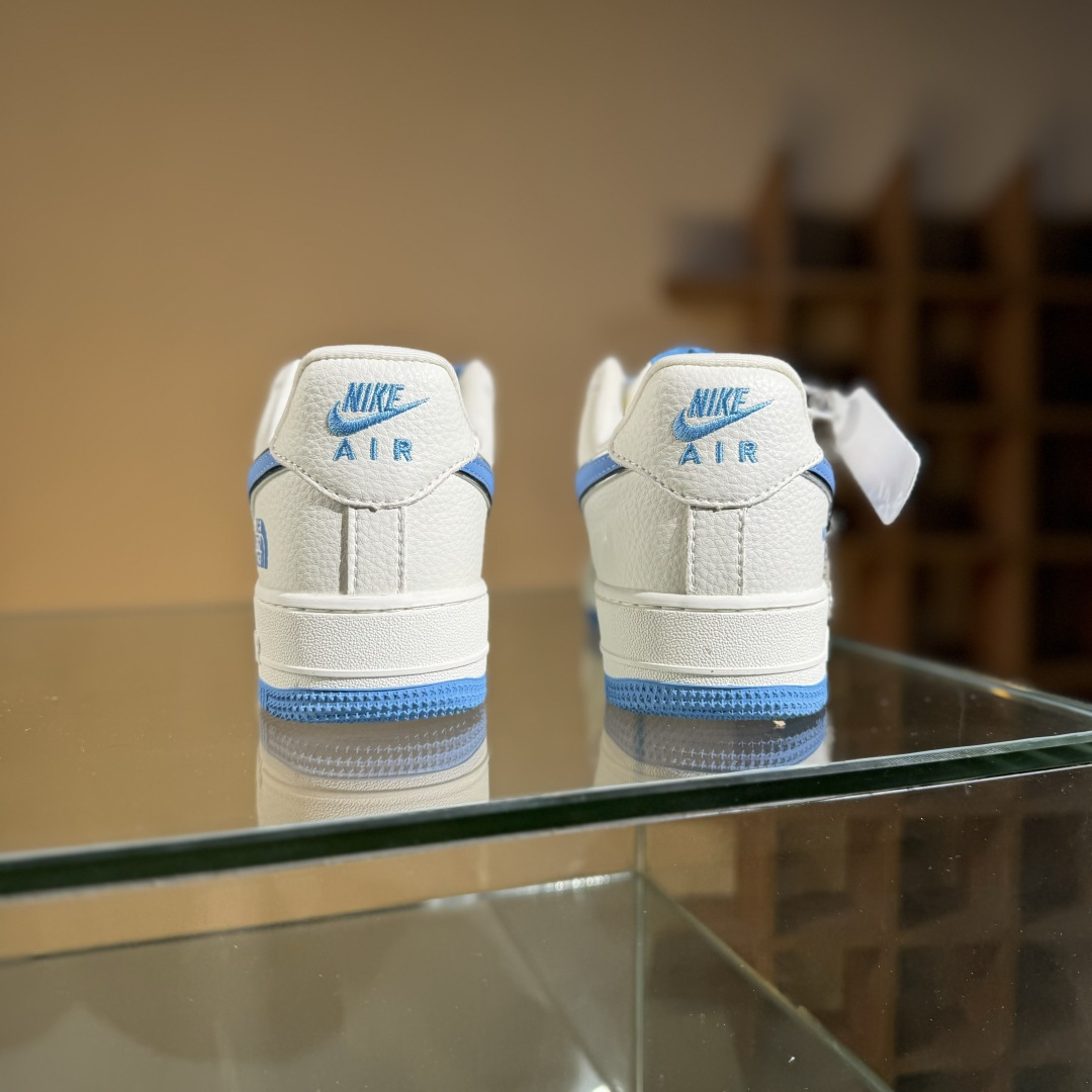 260 Nike Air Force 1'07 Low 北面联名 雪山米蓝 空军一号低帮休闲板鞋 KJ1688-003-Chinese UA Cheap High Quatity Brand Clothes Bags handbags Sneakers wholesale wholesaler seller from China Factory suppliers Fashion Clothing Shoes best Quality Beautiful Price 260 Nike Air Force 1'07 Low 北面联名 雪山米蓝 空军一号低帮休闲板鞋 KJ1688-003