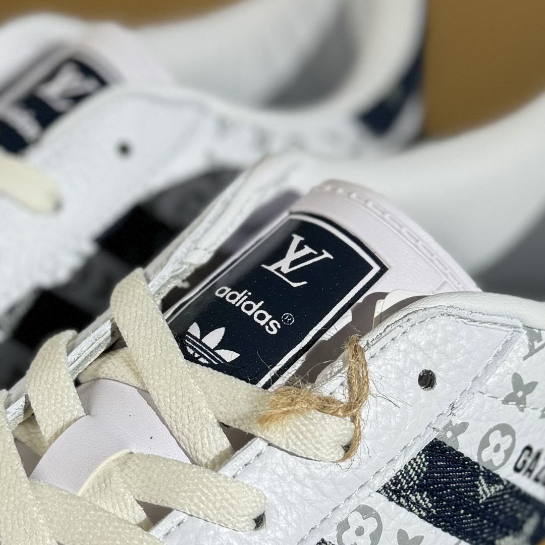 200 Adidas三叶草SAMBA OG x Louis Vuitton 白黑 休闲板鞋 SC9207-727-Chinese UA Cheap High Quatity Brand Clothes Bags handbags Sneakers wholesale wholesaler seller from China Factory suppliers Fashion Clothing Shoes best Quality Beautiful Price 200 Adidas三叶草SAMBA OG x Louis Vuitton 白黑 休闲板鞋 SC9207-727