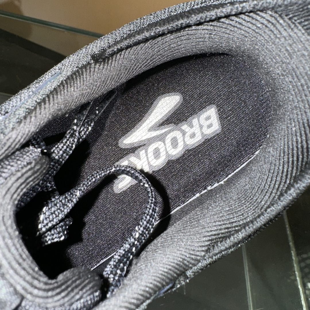 200 Brooks布鲁克斯Glycerin甘油22跑鞋男子缓震马拉松氮气慢跑鞋 110445 1D 026-Chinese UA Cheap High Quatity Brand Clothes Bags handbags Sneakers wholesale wholesaler seller from China Factory suppliers Fashion Clothing Shoes best Quality Beautiful Price 200 Brooks布鲁克斯Glycerin甘油22跑鞋男子缓震马拉松氮气慢跑鞋 110445 1D 026