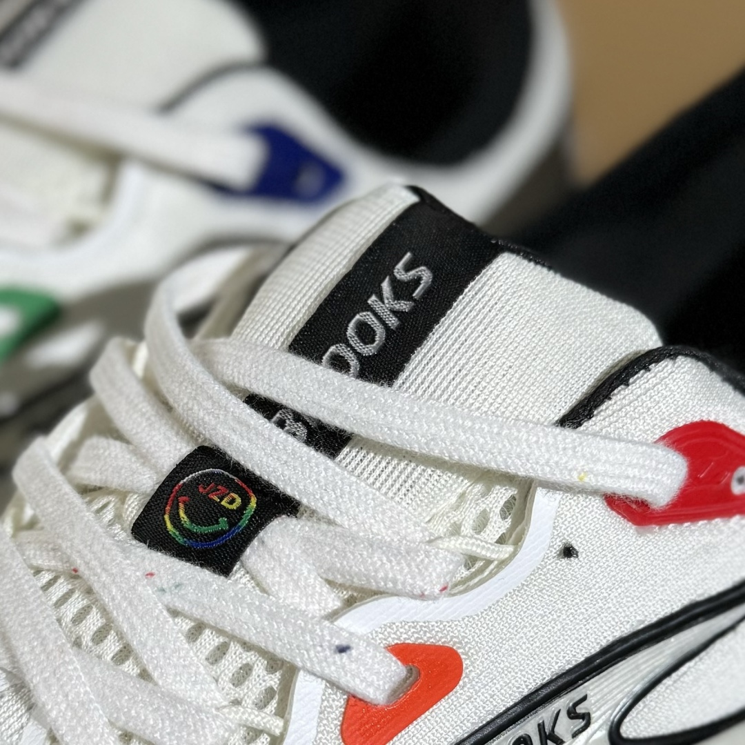 200 Brooks布鲁克斯Glycerin甘油22跑鞋男子缓震马拉松氮气慢跑鞋 110445 1D 185-Chinese UA Cheap High Quatity Brand Clothes Bags handbags Sneakers wholesale wholesaler seller from China Factory suppliers Fashion Clothing Shoes best Quality Beautiful Price 200 Brooks布鲁克斯Glycerin甘油22跑鞋男子缓震马拉松氮气慢跑鞋 110445 1D 185