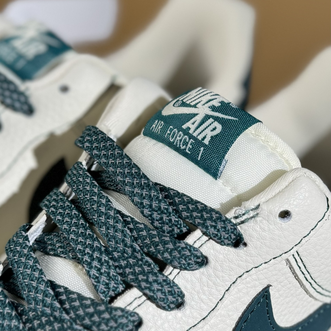 260 Nike Air Force 1'07 Low 联名 湖水蓝 空军一号低帮休闲板鞋 KJ1688-005-Chinese UA Cheap High Quatity Brand Clothes Bags handbags Sneakers wholesale wholesaler seller from China Factory suppliers Fashion Clothing Shoes best Quality Beautiful Price 260 Nike Air Force 1'07 Low 联名 湖水蓝 空军一号低帮休闲板鞋 KJ1688-005