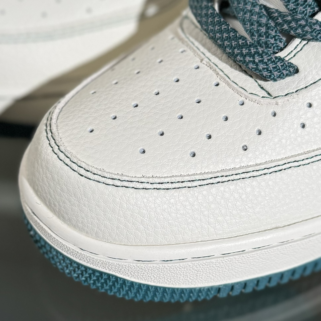 260 Nike Air Force 1'07 Low 联名 湖水蓝 空军一号低帮休闲板鞋 KJ1688-005-Chinese UA Cheap High Quatity Brand Clothes Bags handbags Sneakers wholesale wholesaler seller from China Factory suppliers Fashion Clothing Shoes best Quality Beautiful Price 260 Nike Air Force 1'07 Low 联名 湖水蓝 空军一号低帮休闲板鞋 KJ1688-005