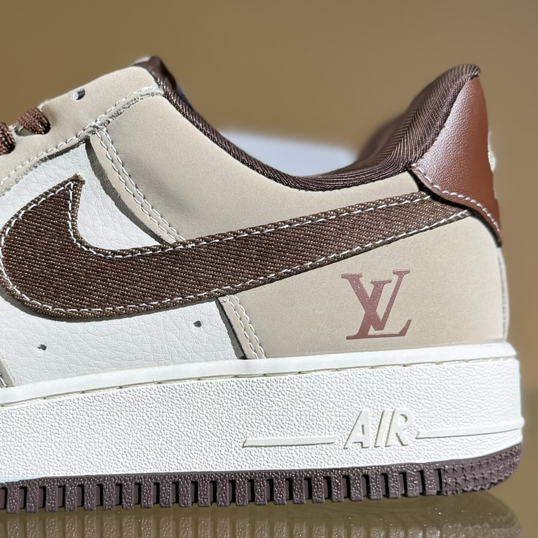 260 Nike Air Force 1'07 Low LV联名 棕布勾 空军一号低帮休闲板鞋 KK1988-091-Chinese UA Cheap High Quatity Brand Clothes Bags handbags Sneakers wholesale wholesaler seller from China Factory suppliers Fashion Clothing Shoes best Quality Beautiful Price 260 Nike Air Force 1'07 Low LV联名 棕布勾 空军一号低帮休闲板鞋 KK1988-091
