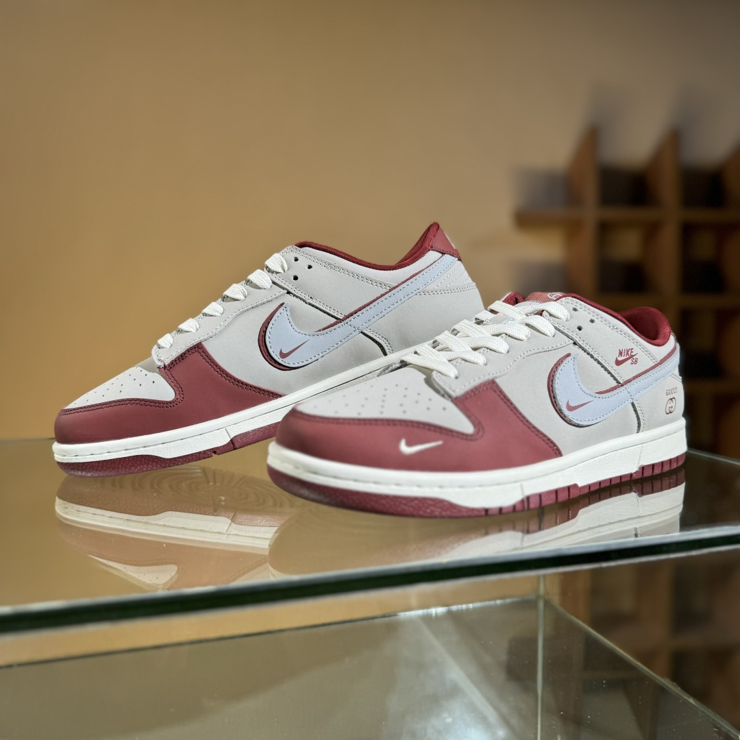 280 Nike SB Dunk Low x GUCCI 红灰小勾 XY2026-157-Chinese UA Cheap High Quatity Brand Clothes Bags handbags Sneakers wholesale wholesaler seller from China Factory suppliers Fashion Clothing Shoes best Quality Beautiful Price 280 Nike SB Dunk Low x GUCCI 红灰小勾 XY2026-157