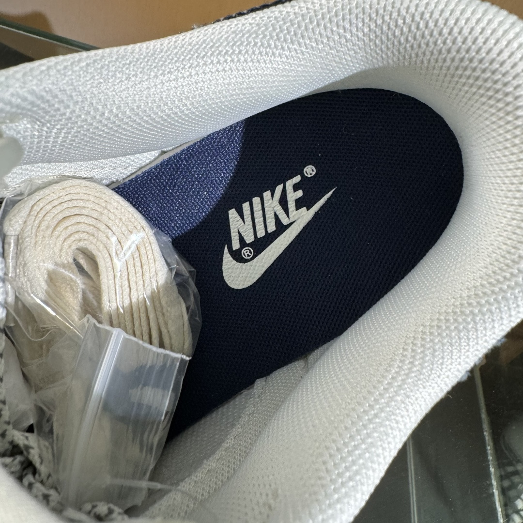 260 Nike SB Dunk Low x Balenciaga 黑白小勾满天星 XD1588-231-Chinese UA Cheap High Quatity Brand Clothes Bags handbags Sneakers wholesale wholesaler seller from China Factory suppliers Fashion Clothing Shoes best Quality Beautiful Price 260 Nike SB Dunk Low x Balenciaga 黑白小勾满天星 XD1588-231