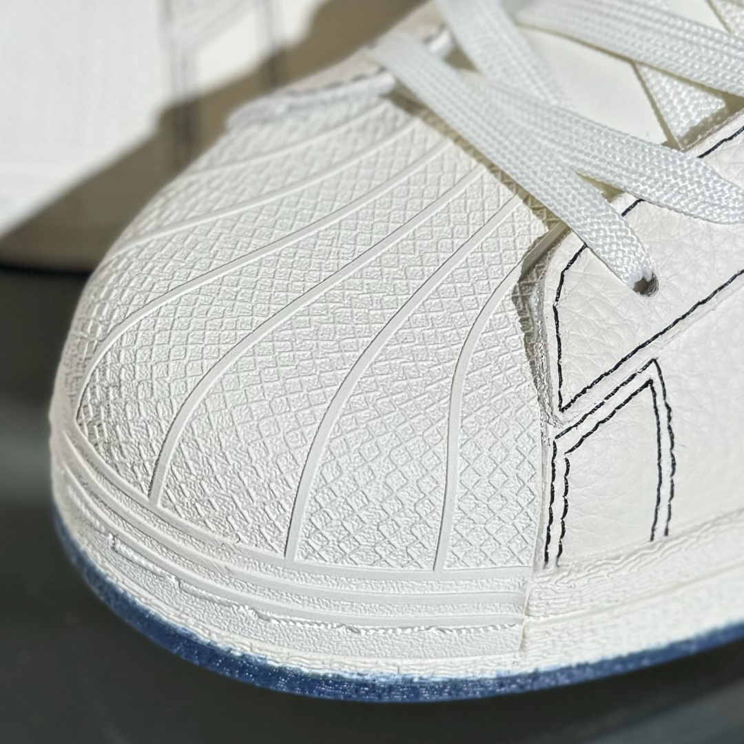 240 Adidas originals SUPERSTAR “巴黎世家联名---奶白蓝”高端定制 低帮休闲板鞋 QF5805-Chinese UA Cheap High Quatity Brand Clothes Bags handbags Sneakers wholesale wholesaler seller from China Factory suppliers Fashion Clothing Shoes best Quality Beautiful Price 240 Adidas originals SUPERSTAR “巴黎世家联名---奶白蓝”高端定制 低帮休闲板鞋 QF5805