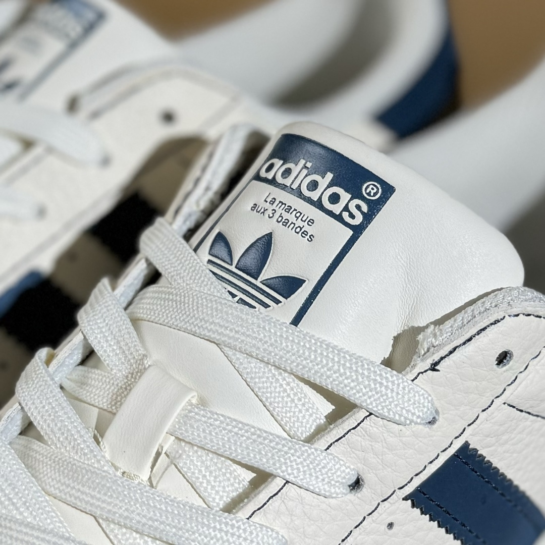 240 Adidas originals SUPERSTAR “巴黎世家联名---奶白蓝”高端定制 低帮休闲板鞋 QF5805-Chinese UA Cheap High Quatity Brand Clothes Bags handbags Sneakers wholesale wholesaler seller from China Factory suppliers Fashion Clothing Shoes best Quality Beautiful Price 240 Adidas originals SUPERSTAR “巴黎世家联名---奶白蓝”高端定制 低帮休闲板鞋 QF5805