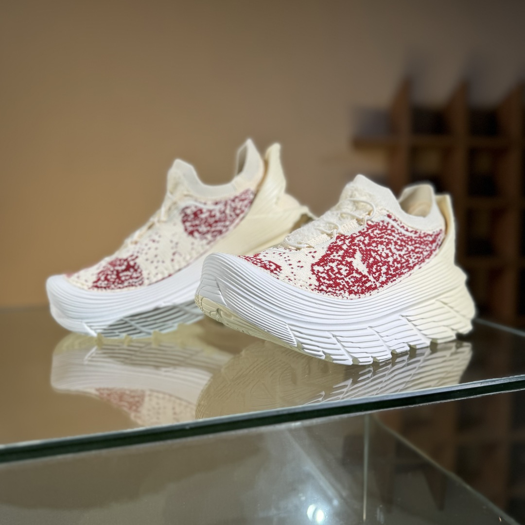 200 HOKA U RESTORE CHUKKA PARIA FARZANEH 一脚蹬徒步舒适缓震运动鞋 1169090/CRM-Chinese UA Cheap High Quatity Brand Clothes Bags handbags Sneakers wholesale wholesaler seller from China Factory suppliers Fashion Clothing Shoes best Quality Beautiful Price 200 HOKA U RESTORE CHUKKA PARIA FARZANEH 一脚蹬徒步舒适缓震运动鞋 1169090/CRM