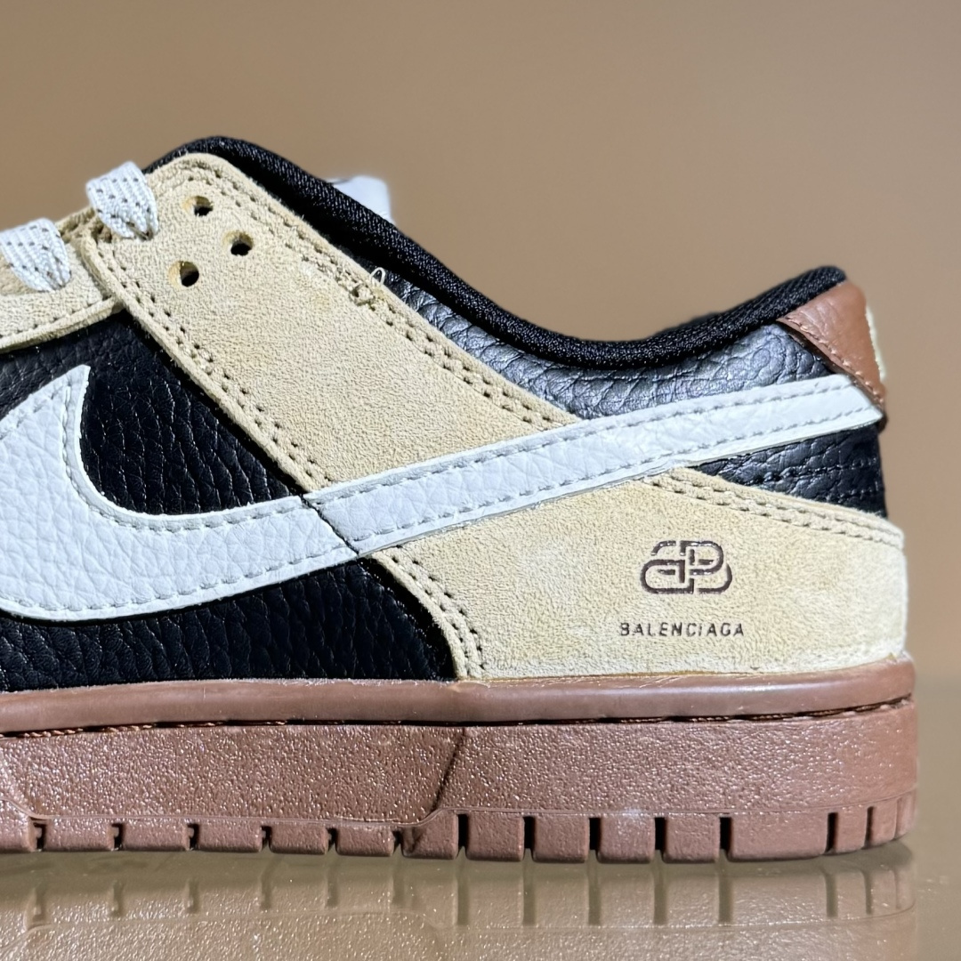 260 Nike SB Dunk Low x Balenciaga 棕黑小勾满天星 FX1588-313-Chinese UA Cheap High Quatity Brand Clothes Bags handbags Sneakers wholesale wholesaler seller from China Factory suppliers Fashion Clothing Shoes best Quality Beautiful Price 260 Nike SB Dunk Low x Balenciaga 棕黑小勾满天星 FX1588-313