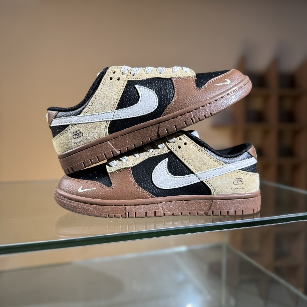 260 Nike SB Dunk Low x Balenciaga 棕黑小勾满天星 FX1588-313-Chinese UA Cheap High Quatity Brand Clothes Bags handbags Sneakers wholesale wholesaler seller from China Factory suppliers Fashion Clothing Shoes best Quality Beautiful Price 260 Nike SB Dunk Low x Balenciaga 棕黑小勾满天星 FX1588-313