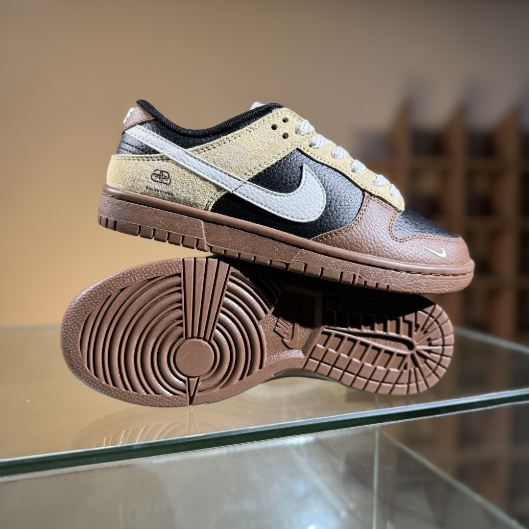 260 Nike SB Dunk Low x Balenciaga 棕黑小勾满天星 FX1588-313-Chinese UA Cheap High Quatity Brand Clothes Bags handbags Sneakers wholesale wholesaler seller from China Factory suppliers Fashion Clothing Shoes best Quality Beautiful Price 260 Nike SB Dunk Low x Balenciaga 棕黑小勾满天星 FX1588-313