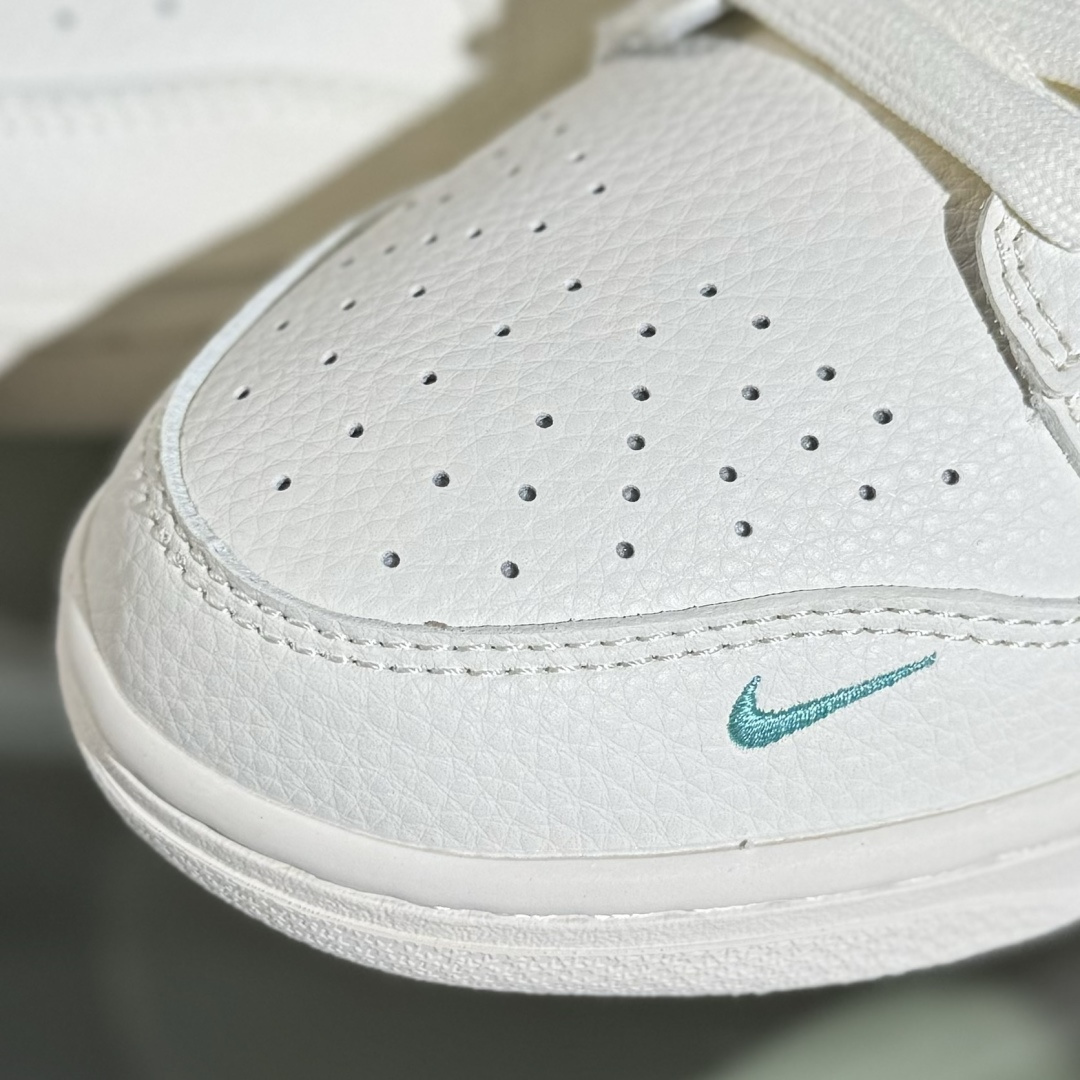 260 Nike SB Dunk Low x The North Face 白蓝双小勾 XD1588-224-Chinese UA Cheap High Quatity Brand Clothes Bags handbags Sneakers wholesale wholesaler seller from China Factory suppliers Fashion Clothing Shoes best Quality Beautiful Price 260 Nike SB Dunk Low x The North Face 白蓝双小勾 XD1588-224