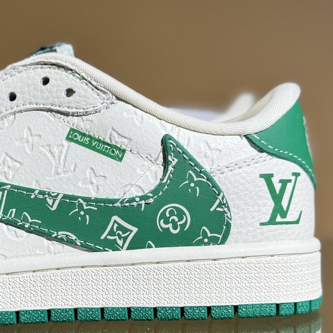 280 Travis Scott x Nike Air Jordan 1 Low x Louis Vuitton Air Jordan 1 Low 反转白绿满印倒钩 XS2025-064