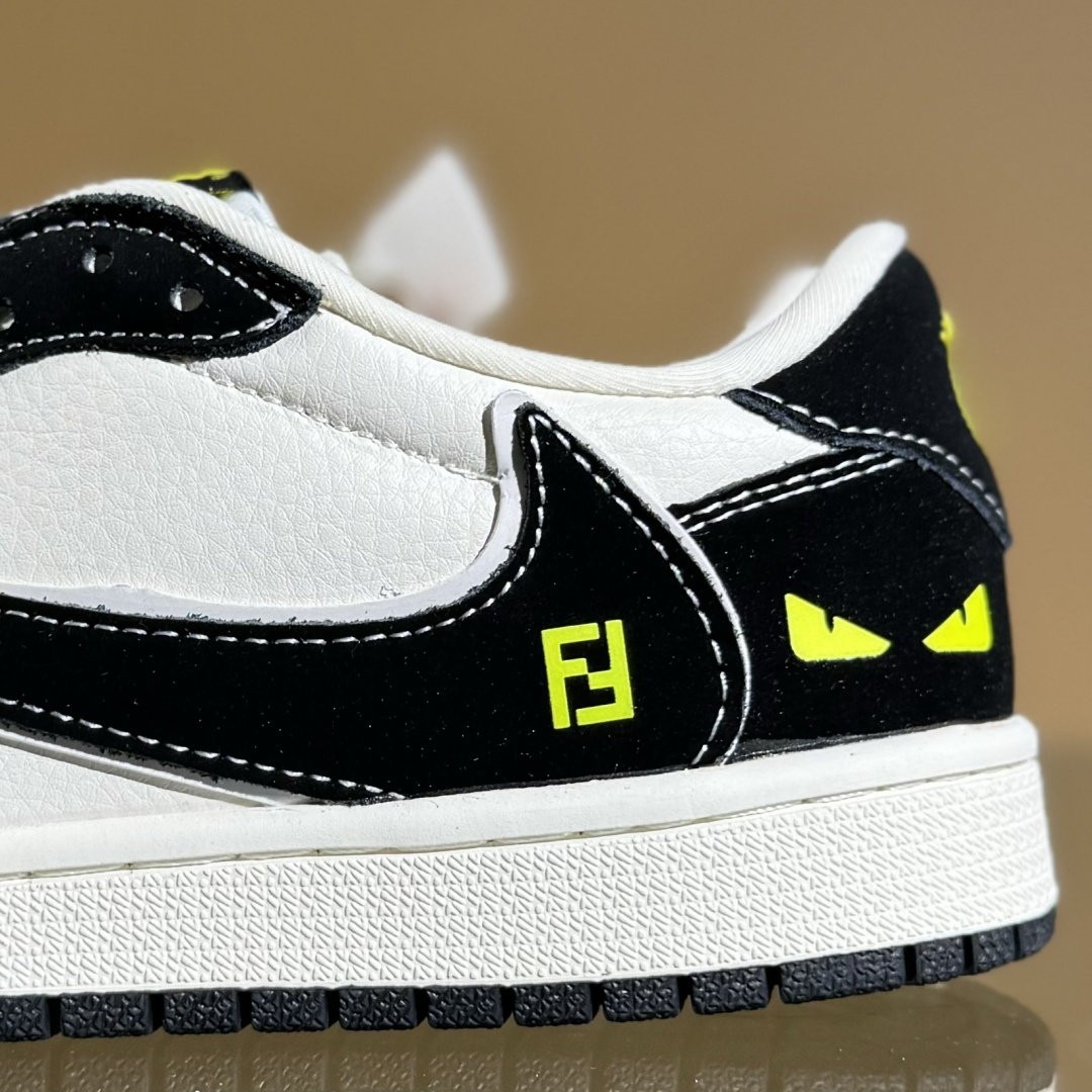 280 Travis Scott x Nike Air Jordan 1 Low Air Jordan 1 Low 反转黑白双小勾倒钩 XS2024-072-Chinese UA Cheap High Quatity Brand Clothes Bags handbags Sneakers wholesale wholesaler seller from China Factory suppliers Fashion Clothing Shoes best Quality Beautiful Price 280 Travis Scott x Nike Air Jordan 1 Low Air Jordan 1 Low 反转黑白双小勾倒钩 XS2024-072