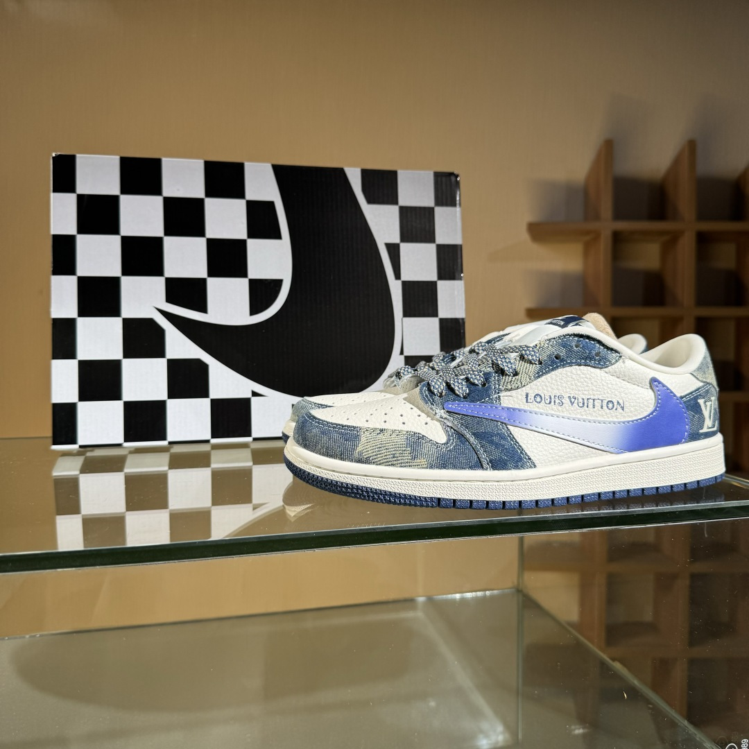 280 Travis Scott x Nike Air Jordan 1 Low x Louis Vuitton Air Jordan 1 Low 反转牛仔蓝白满天星倒钩 XQ1979-002-Chinese UA Cheap High Quatity Brand Clothes Bags handbags Sneakers wholesale wholesaler seller from China Factory suppliers Fashion Clothing Shoes best Quality Beautiful Price 280 Travis Scott x Nike Air Jordan 1 Low x Louis Vuitton Air Jordan 1 Low 反转牛仔蓝白满天星倒钩 XQ1979-002