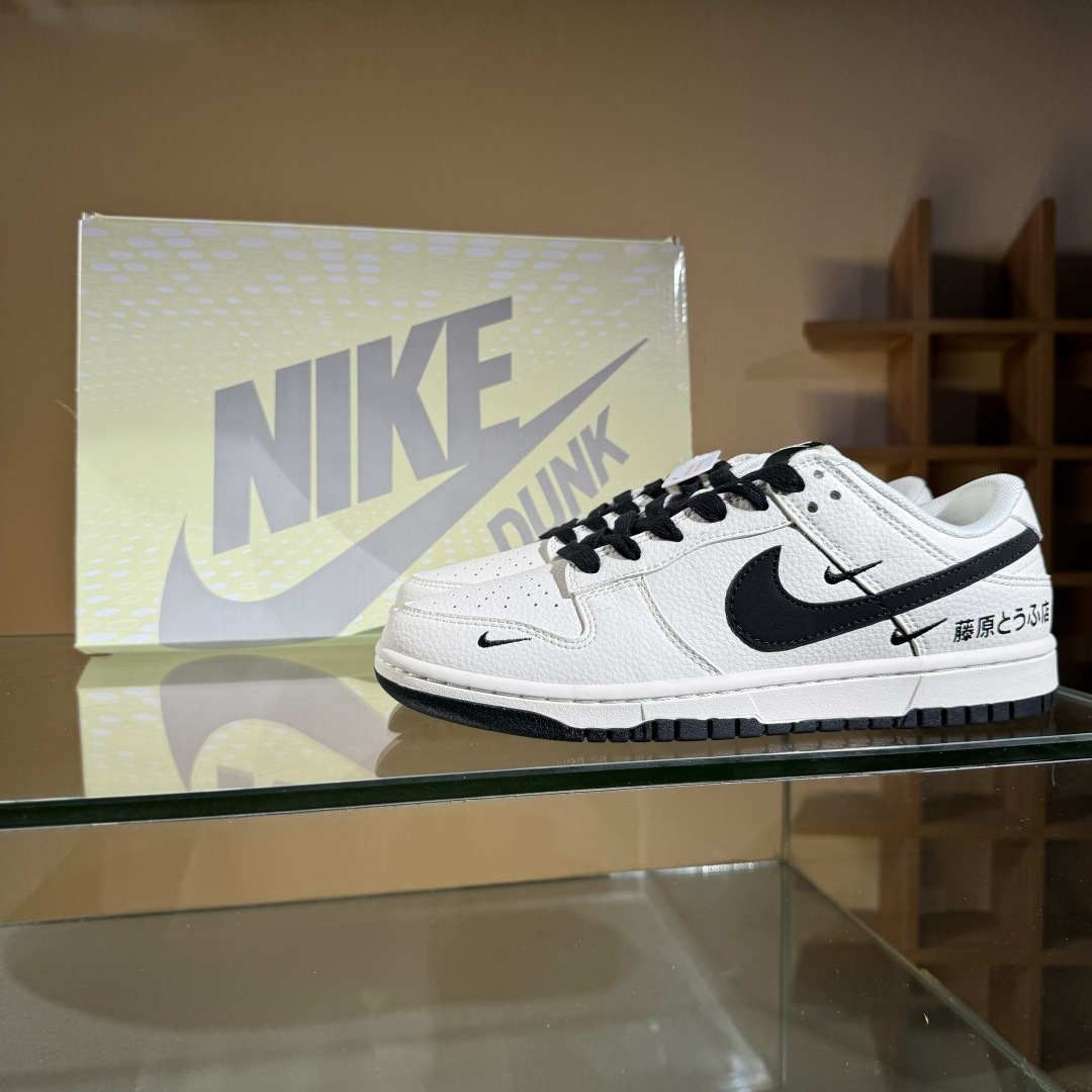 260 Nike SB Dunk Low 藤原豆腐店 白黑三小勾 XD1588-225-Chinese UA Cheap High Quatity Brand Clothes Bags handbags Sneakers wholesale wholesaler seller from China Factory suppliers Fashion Clothing Shoes best Quality Beautiful Price 260 Nike SB Dunk Low 藤原豆腐店 白黑三小勾 XD1588-225
