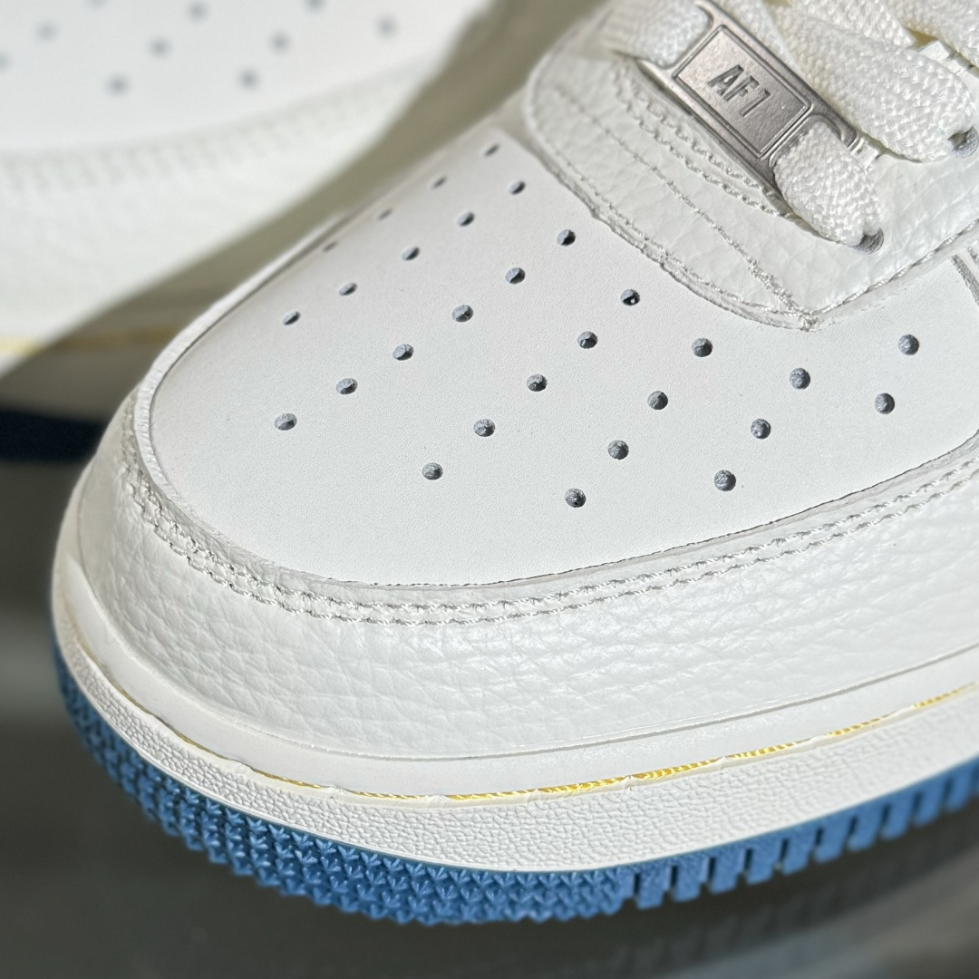 260 Nike Air Force 1'07 Low 小黄人 白蓝金韵 空军一号低帮休闲板鞋 SC0601-566-Chinese UA Cheap High Quatity Brand Clothes Bags handbags Sneakers wholesale wholesaler seller from China Factory suppliers Fashion Clothing Shoes best Quality Beautiful Price 260 Nike Air Force 1'07 Low 小黄人 白蓝金韵 空军一号低帮休闲板鞋 SC0601-566