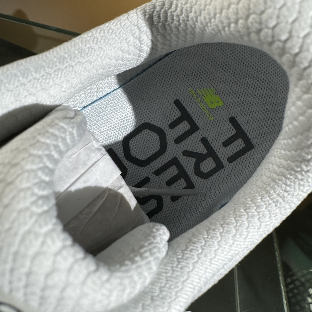 190 New Balance Fresh Foam X More v6 厚底网布织物减震舒适越野跑步鞋 MMORXC6-Chinese UA Cheap High Quatity Brand Clothes Bags handbags Sneakers wholesale wholesaler seller from China Factory suppliers Fashion Clothing Shoes best Quality Beautiful Price 190 New Balance Fresh Foam X More v6 厚底网布织物减震舒适越野跑步鞋 MMORXC6