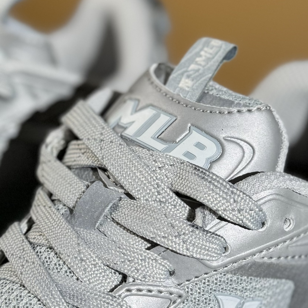 180 NY美国榄球洋基队 x MLB Chunky Runner Basic 厚底老爹厚底休闲运动慢跑鞋 3ARNSPD5N-Chinese UA Cheap High Quatity Brand Clothes Bags handbags Sneakers wholesale wholesaler seller from China Factory suppliers Fashion Clothing Shoes best Quality Beautiful Price 180 NY美国榄球洋基队 x MLB Chunky Runner Basic 厚底老爹厚底休闲运动慢跑鞋 3ARNSPD5N