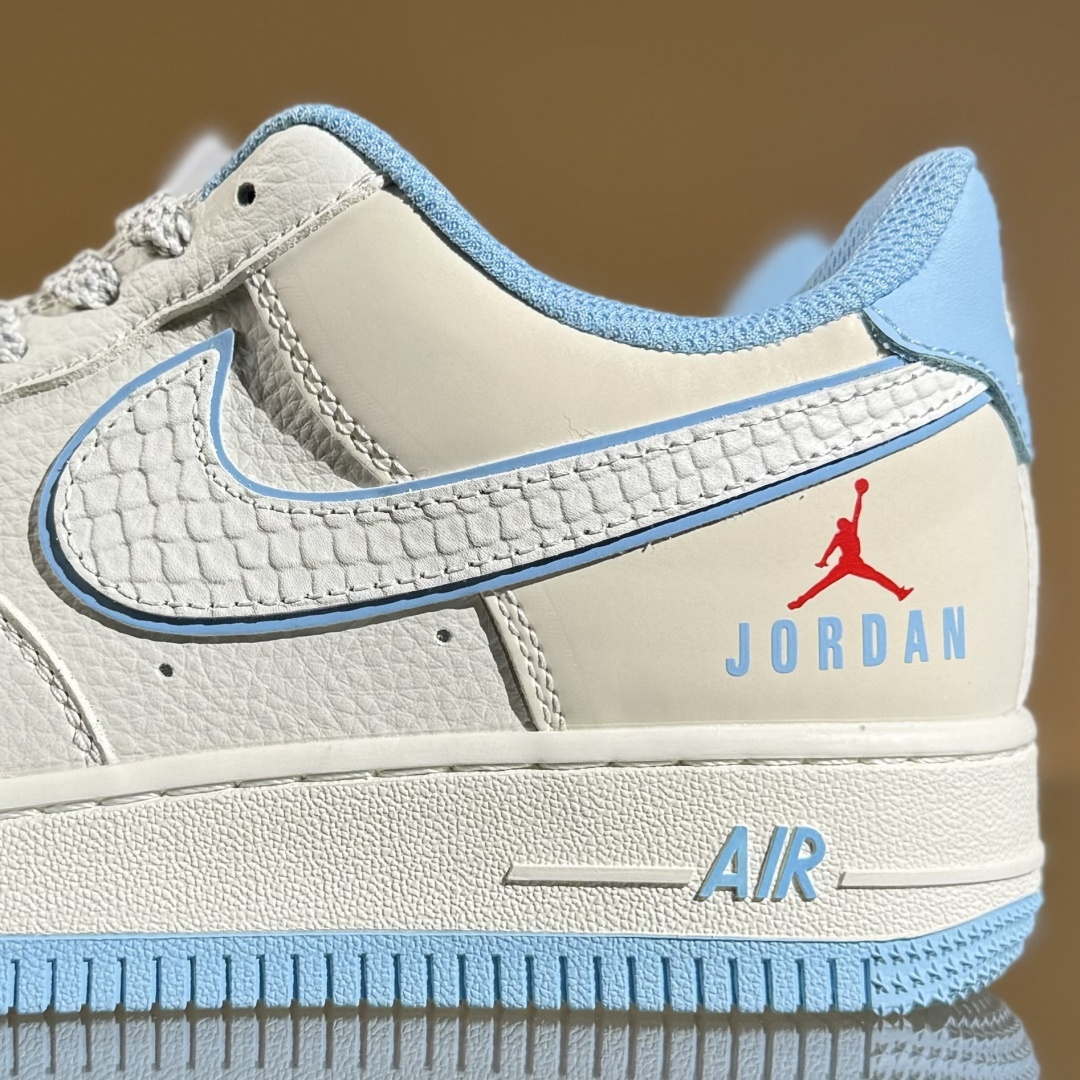 260 Nike Air Force 1'07 Low 飞人 空军一号定制休闲板鞋 CS5288-029-Chinese UA Cheap High Quatity Brand Clothes Bags handbags Sneakers wholesale wholesaler seller from China Factory suppliers Fashion Clothing Shoes best Quality Beautiful Price 260 Nike Air Force 1'07 Low 飞人 空军一号定制休闲板鞋 CS5288-029