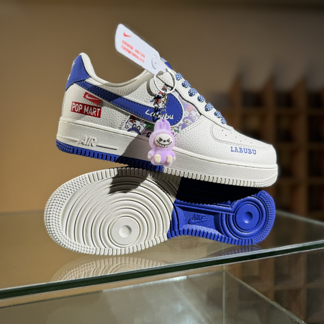 260 Nike Air Force 1'07 Low Labubu拉布布 空军一号定制休闲板鞋 KJ1688-011-Chinese UA Cheap High Quatity Brand Clothes Bags handbags Sneakers wholesale wholesaler seller from China Factory suppliers Fashion Clothing Shoes best Quality Beautiful Price 260 Nike Air Force 1'07 Low Labubu拉布布 空军一号定制休闲板鞋 KJ1688-011