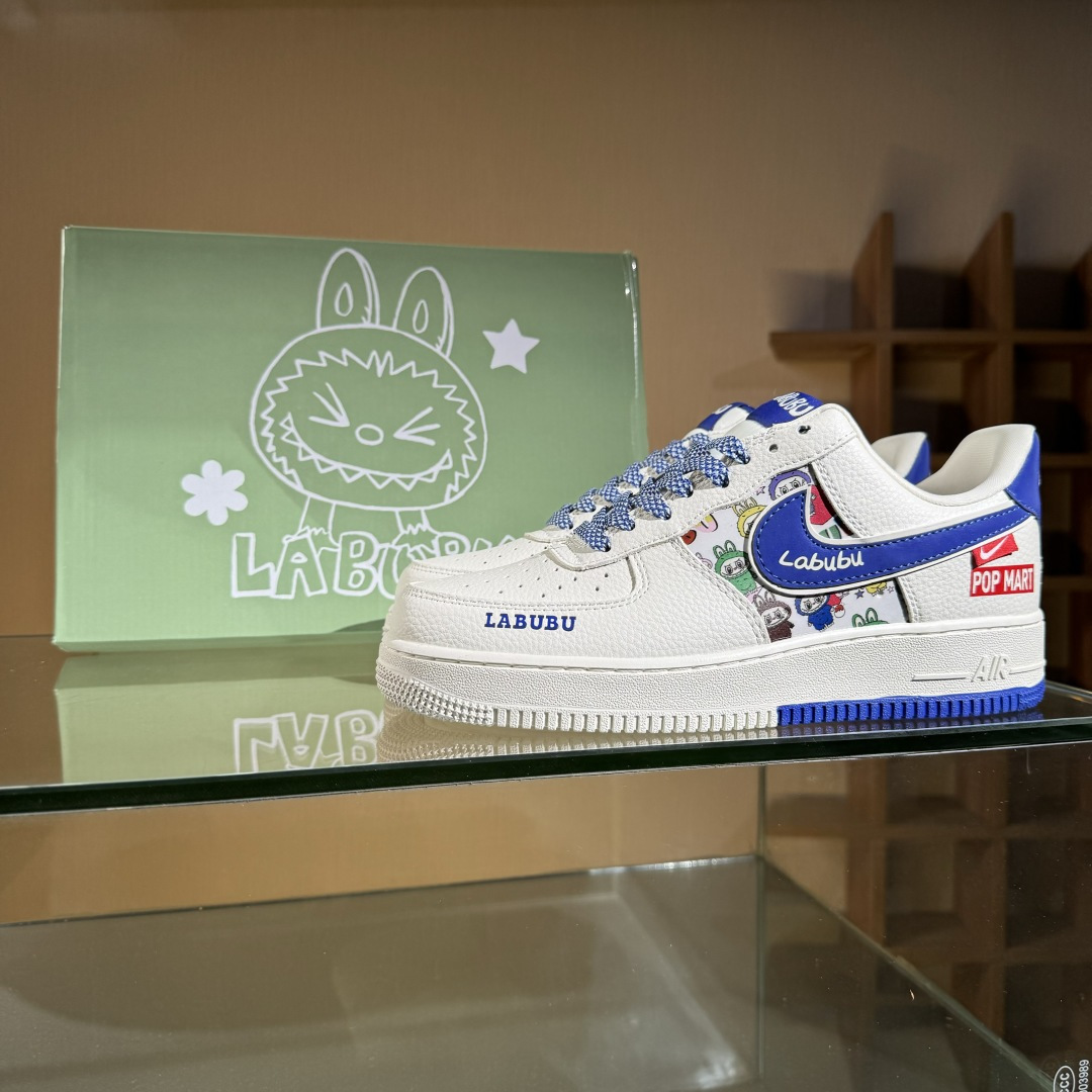260 Nike Air Force 1'07 Low Labubu拉布布 空军一号定制休闲板鞋 KJ1688-011-Chinese UA Cheap High Quatity Brand Clothes Bags handbags Sneakers wholesale wholesaler seller from China Factory suppliers Fashion Clothing Shoes best Quality Beautiful Price 260 Nike Air Force 1'07 Low Labubu拉布布 空军一号定制休闲板鞋 KJ1688-011
