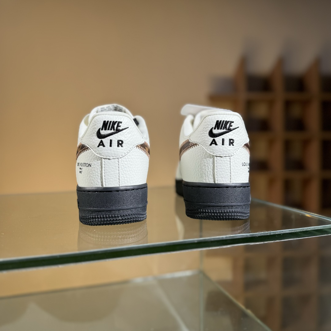 260 Nike Air Force 1'07 Low LV联名 素白雅棕 空军一号定制休闲板鞋 SC0601-559-Chinese UA Cheap High Quatity Brand Clothes Bags handbags Sneakers wholesale wholesaler seller from China Factory suppliers Fashion Clothing Shoes best Quality Beautiful Price 260 Nike Air Force 1'07 Low LV联名 素白雅棕 空军一号定制休闲板鞋 SC0601-559